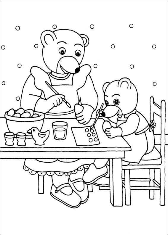 coloriage petit ours brun decore des oeufs de paques avec sa maman